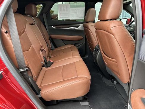 Certified 2023 Cadillac XT5 Premium Luxury AWD/4WD image 24