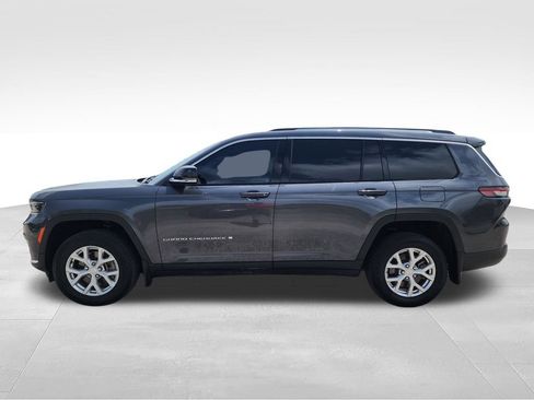 Used 2023 Jeep Grand Cherokee L Limited w/ MOPAR Finishing Package AWD/4WD image 6