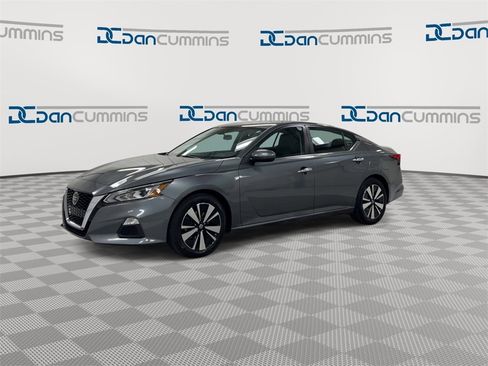 Used 2022 Nissan Altima 2.5 SV image 4