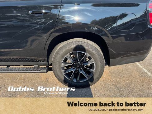 Used 2023 Chevrolet Tahoe Z71 w/ Luxury Package AWD/4WD image 12