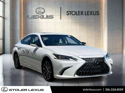Certified 2023 Lexus ES 350 w/ Premium Package
