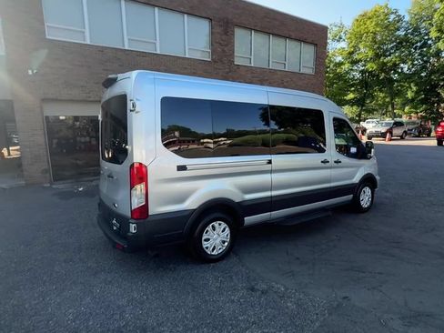 Used 2022 Ford Transit 350 XLT RWD image 12
