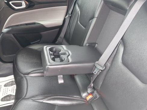 Used 2025 Jeep Compass Limited AWD/4WD image 26