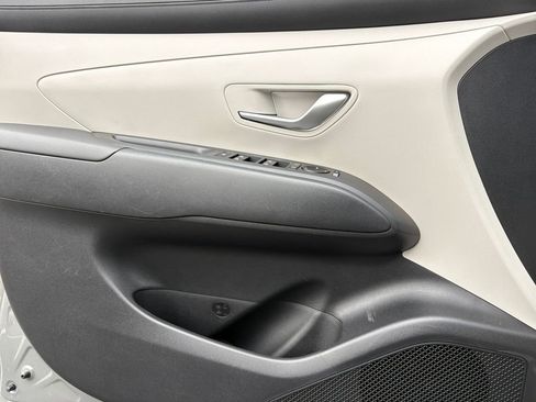 Used 2025 Hyundai Tucson SEL image 13