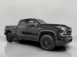 Used 2024 Chevrolet Silverado 3500 High Country w/ Midnight Edition AWD/4WD video 1