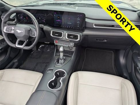 Used 2024 Ford Mustang Premium image 18