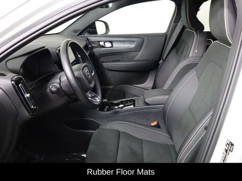 Used 2023 Volvo C40 P8 Recharge Ultimate w/ Protection Package Premier AWD/4WD image 14