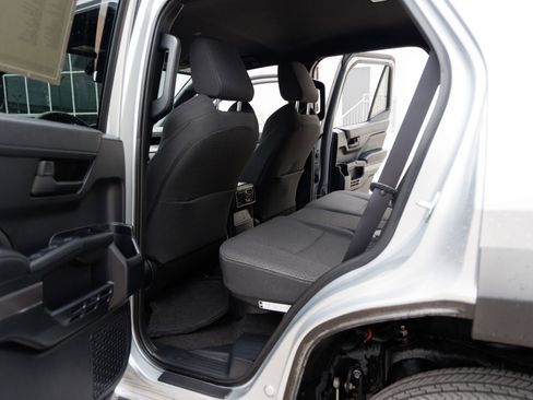 Used 2025 Toyota 4Runner SR5 image 39