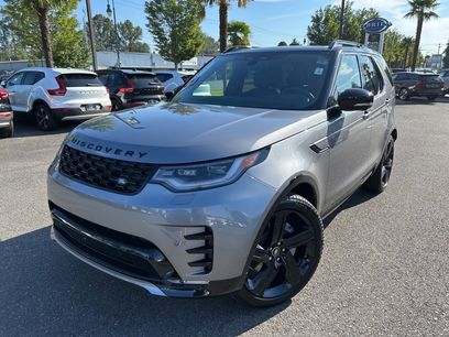 New 2025 Land Rover Discovery Dynamic SE