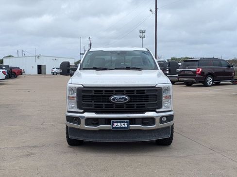 Used 2023 Ford F350 XL w/ FX4 Off-Road Package image 2