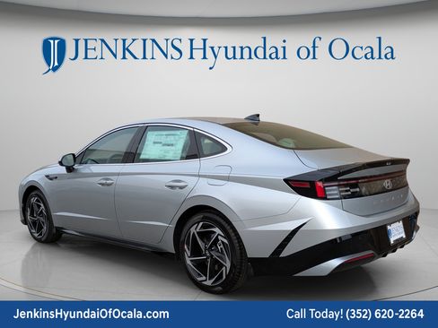 New 2026 Hyundai Sonata SEL FWD image 6