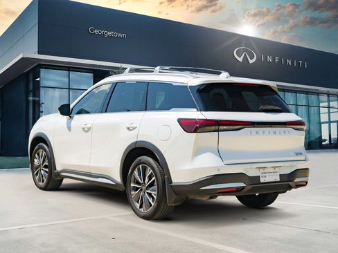 Certified 2026 INFINITI QX60 Luxe w/ Cargo Package FWD image 6