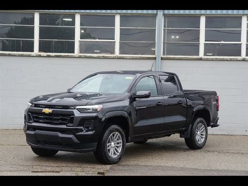 New 2026 Chevrolet Colorado LT w/ LT Convenience Package AWD/4WD image 1
