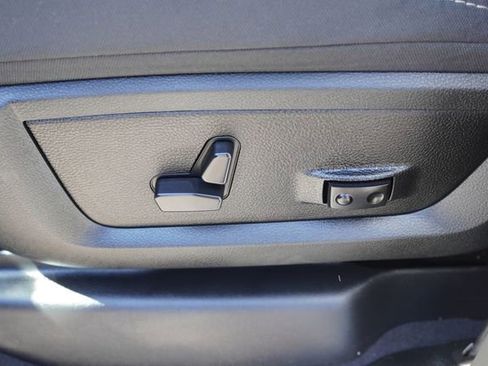 Certified 2026 RAM 2500 Big Horn AWD/4WD image 23