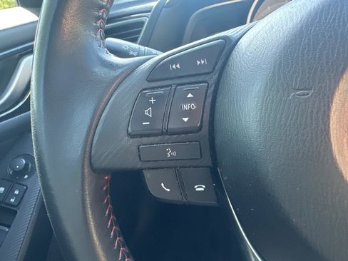 Used 2014 MAZDA MAZDA3 i Grand Touring FWD image 19