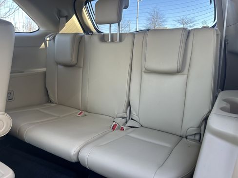 Used 2017 Toyota Highlander XLE image 27