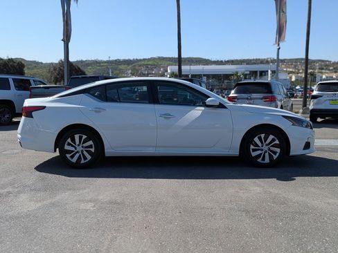 Used 2022 Nissan Altima 2.5 S image 7