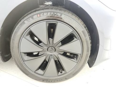Used 2026 Tesla Model 3 RWD image 75