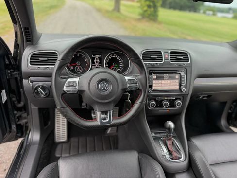 Used 2010 Volkswagen GTI 2-Door FWD image 83