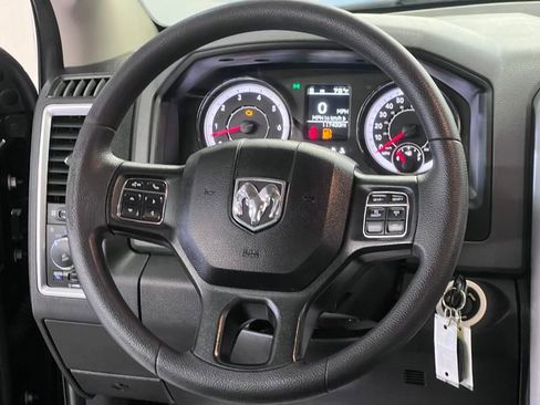 Used 2019 RAM 1500 Classic Warlock image 16