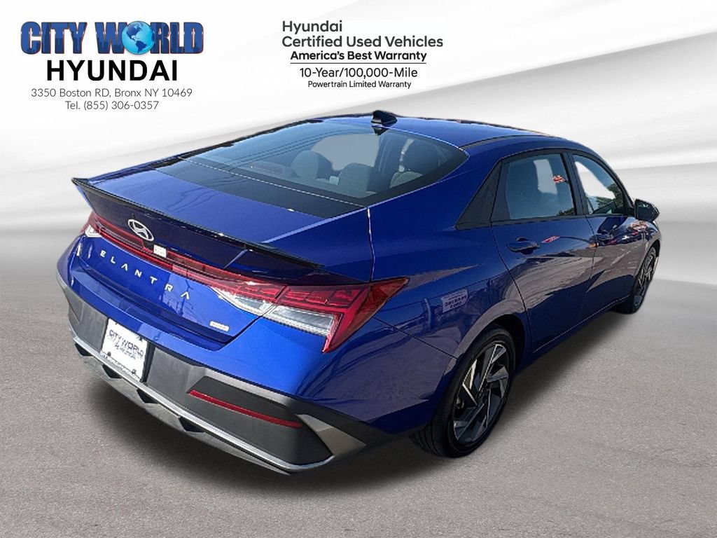 Used 2025 Hyundai Elantra SEL FWD image 5