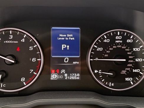 Used 2026 Subaru Crosstrek 2.5i Premium AWD/4WD image 32