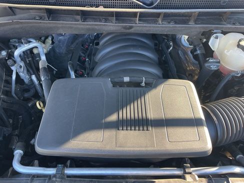 Used 2021 GMC Yukon SLT w/ SLT Luxury Plus Package image 39