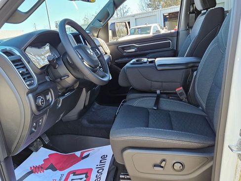 New 2026 RAM 1500 Big Horn AWD/4WD image 5