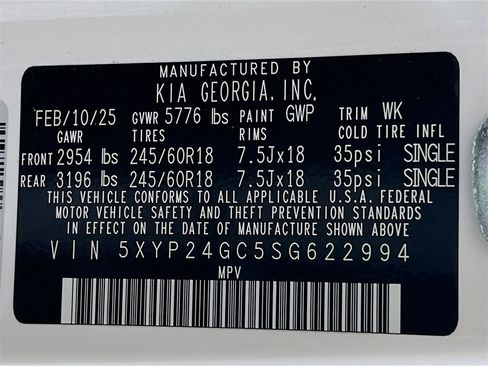 Certified 2025 Kia Telluride LX image 33