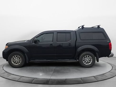 Used 2018 Nissan Frontier SV w/ Value Truck Package AWD/4WD image 2