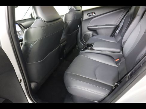 Used 2017 Toyota Prius Prime Plus image 14