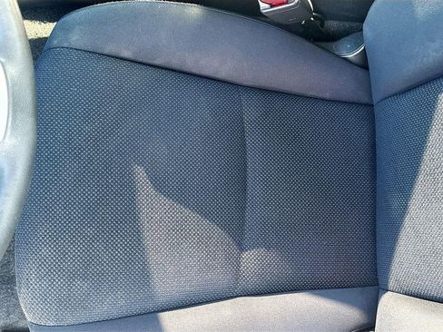 Used 2016 Subaru Impreza 2.0i Premium image 18