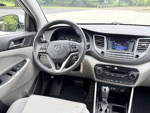 Used 2017 Hyundai Tucson SE w/ SE Popular Package 02 AWD/4WD image 15