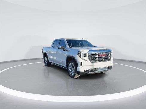 Used 2024 GMC Sierra 1500 Denali w/ Denali Reserve Package image 3