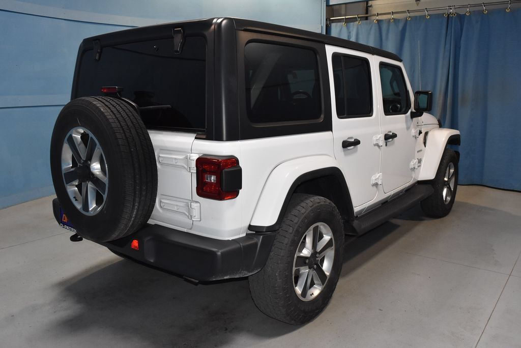 Used 2021 Jeep Wrangler Unlimited Sahara w/ LED Lighting Group AWD/4WD image 26