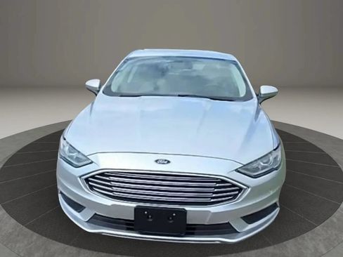Used 2018 Ford Fusion S FWD image 2