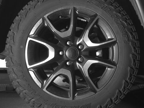 Used 2025 Jeep Compass Trailhawk image 15