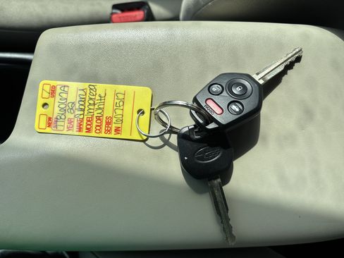 Used 2022 Subaru Impreza 2.0i Premium AWD/4WD image 29