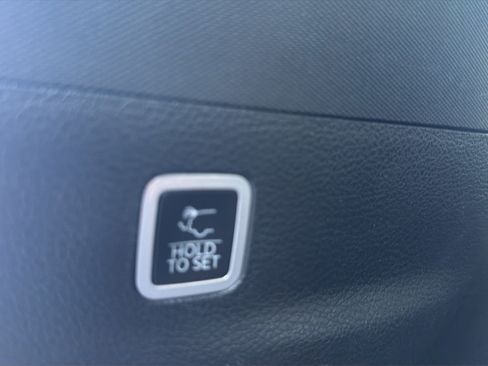 Used 2024 Jeep Grand Wagoneer L 4WD image 16