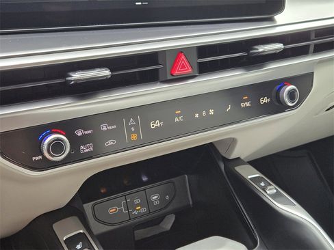 New 2026 Kia Sorento S w/ S Panoramic Sunroof Package image 14