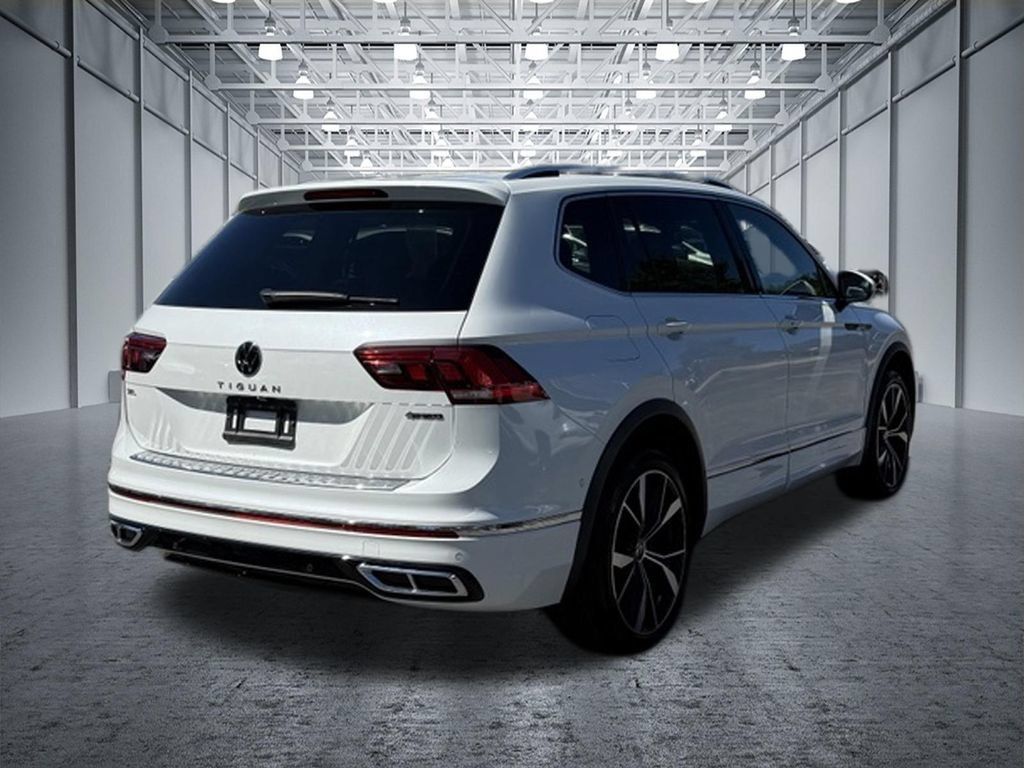 Used 2022 Volkswagen Tiguan SEL R-Line AWD/4WD image 22