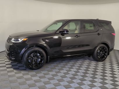 New 2025 Land Rover Discovery Dynamic SE