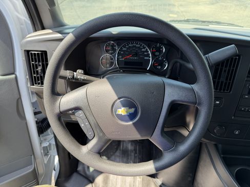 New 2026 Chevrolet Express 3500 Extended RWD image 13