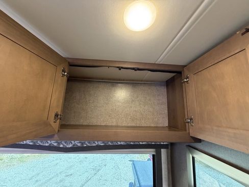 Used 2021 Ford F550 4x4 Regular Cab Super Duty w/ XLT Value Package image 50