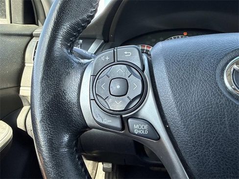 Used 2012 Toyota Camry SE image 28