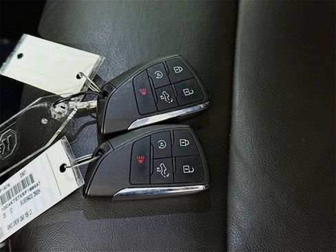 Used 2025 Chevrolet Silverado 3500 LT w/ Safety Package image 33