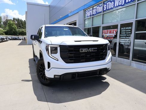 Certified 2025 GMC Sierra 1500 Elevation w/ Elevation Premium Package AWD/4WD image 46