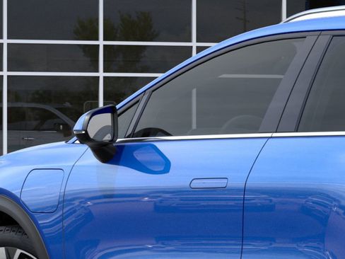 New 2026 Chevrolet Equinox EV LT w/ Convenience Package II image 36