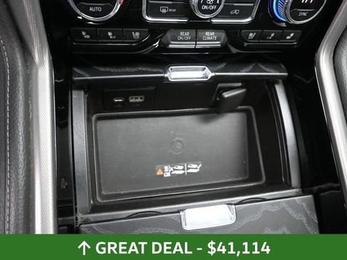 Used 2021 GMC Yukon Denali w/ Denali Premium Package AWD/4WD image 35