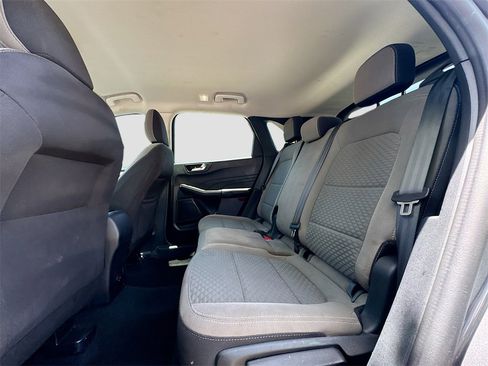 Used 2021 Ford Escape SE image 24